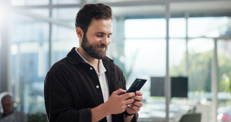 Aufkleber - Smile, creative and business man with mobile in office for networking, typing text or social media marketer online. Phone, startup and worker reading email, campaign and brand promotion on platform
