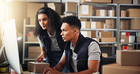 Aufkleber - Supply chain, business people and teamwork with computer for service, check stock and inventory research. Collaboration, woman and man with tech to monitor distribution, logistics or typing in office