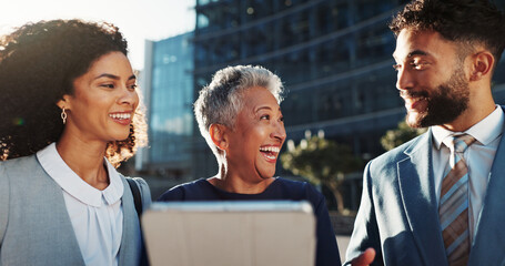 Aufkleber - Tablet, city and group of business people laugh for funny joke, humor or urban planning. Digital technology, collaboration and employees outdoor for project development or discussion with manager
