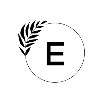 E creative minimalist letter logo.	