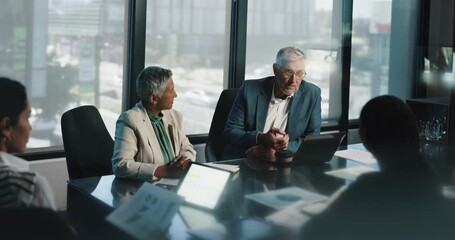Aufkleber - CEO talking, team and business people with laptop for financial results, banking data and planning. Group, cooperation and manager in office for investment meeting, profit analysis and revenue charts