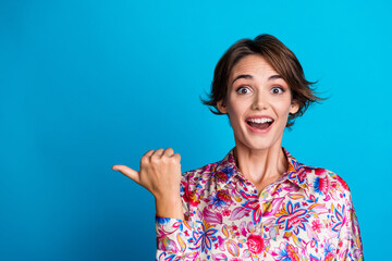 Aufkleber - Photo of charming lovely nice lady wear stylish print clothes arm presents logo brand empty space isolated on blue color background