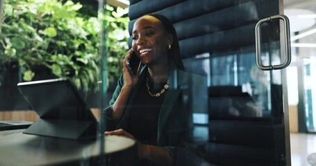 Leinwandbilder - Business, phone call and tablet with black woman in office for planning, privacy or research. Communication, corporate and thinking with African employee in pod at workplace for mobile conversation