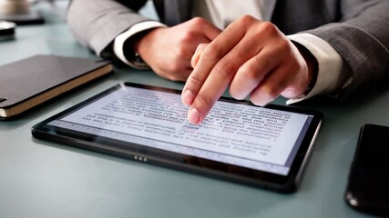 Aufkleber - digital editor corrects errors in manuscript