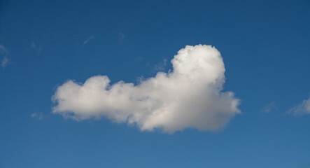 Wall Mural - beautiful blue sky with fluffy clouds.