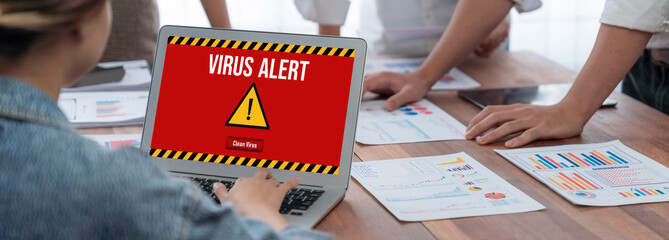 Leinwandbilder - Virus warning alert on computer screen detected brisk cyber threat , hacker, computer virus and malware