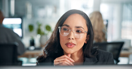 Aufkleber - Thinking, business and woman on computer in finance office for online solution, taxes or audit. Problem solving, review or banker with ideas in financial agency for equity, stock or investment growth