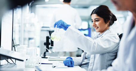 Poster - Happy woman, scientist or beaker with chemical compound for biology or medical research at lab. Female person, biologist or smile with plant organism for organic cure, clinic trial or new medicine