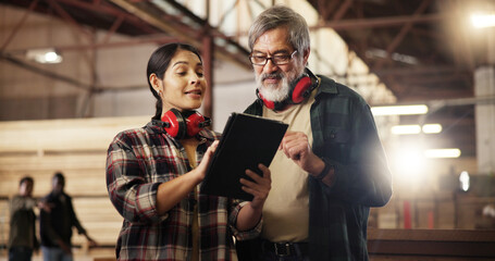 Aufkleber - Carpenter, mature man and woman with tablet, teamwork and intern with research for woodworking technique. Online, mentor and review of info on tech, trainee and collaboration for furniture business