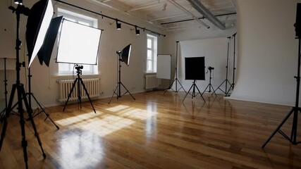 Poster - Serene Studio Setup Ideal for Simple and Creative Compositions
