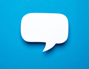 Leinwandbilder - Blank notification message pop-up on vivid blue background. Speech cloud. Modern design. Mock-up