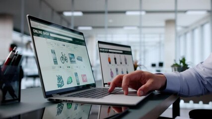 Aufkleber - Man Using Online Ecommerce Shop