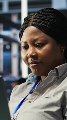Poster - vertical video cheerful data center employee using node tree software to analyze datasets. upbeat se