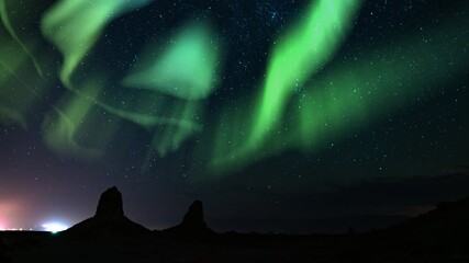 Wall Mural - Aurora Green Starry Sky Rocks Northeast Tilt Up