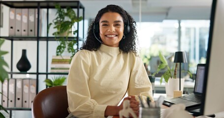 Aufkleber - Call center, happy woman and customer service in portrait with confidence, communication and online consulting. Proud, virtual chat or smile for contact support, help desk or sales agent for business
