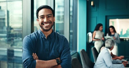 Fototapete - Laughing, business or face of man in office with smile for data analysis, risk management or accounting. Growth, development or portrait of confident businessman with arms crossed at financial agency