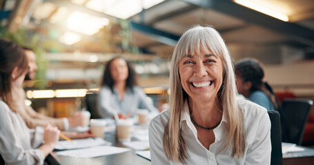 Aufkleber - Portrait, meeting and mature with business woman in office for creative startup, discussion and interior designer. Collaboration, project advisor and workshop with employee in renovation agency
