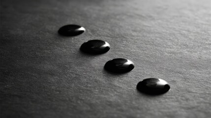 Aufkleber - Glossy black fluid creates intriguing trails on a matte charcoal surface, forming a striking abstract texture while leaving room for text on the right side