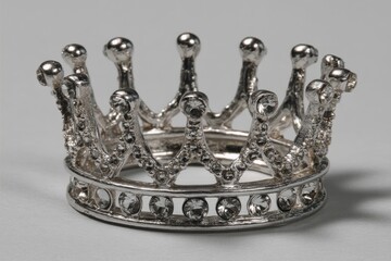 Poster - Silver crown design showcasing intricate details and elegant craftsmanship, perfect for special occasions or costume use