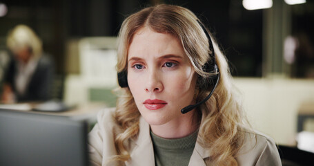 Aufkleber - Consultant, woman or computer for customer service help, sales consulting or loan advice. Night shift, financial advisor or finance questions in call center with headset for feedback or banking limit
