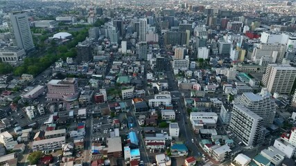 Fototapete - 現代都市と道路の空撮風景