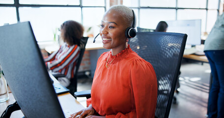 Aufkleber - Business, woman and smile with computer at call center for customer support, information and script. African advisor, headset and pc for online assistance, review survey and report of service request