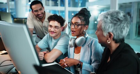 Leinwandbilder - Group, woman and talk for programmer on computer for teamwork, problem solving and software update. People, discussion and pc for information, web development and explain procedure of server solution