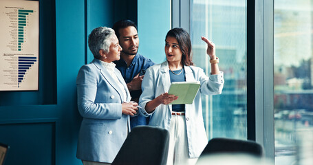 Aufkleber - Collaboration, colleagues and group with tablet, ideas and conversation for advertising campaign and online. Business, man and women with tech for marketing strategy, teamwork and discussion with app