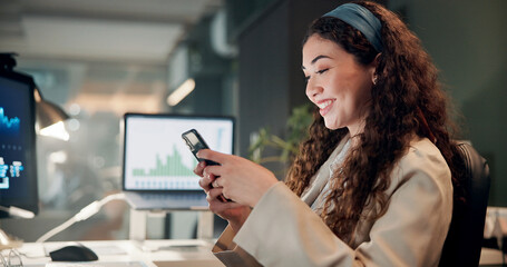 Leinwandbilder - Business, night and woman with cellphone, smile and professional with investments. Evening, person or employee in office, smartphone or graphs for profit growth, email or digital app for stock market
