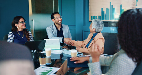Aufkleber - Business people, meeting and handshake with statistics for partnership, agreement or deal at office. Group, employees or team shaking hands with smile, graph or chart for b2b or performance review
