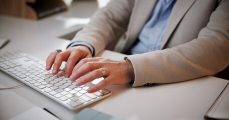 Leinwandbilder - Research, typing or hands of businessman on keyboard for economic news, taxes review or economy website. Auditor, financial consultant and accountant on computer for budget solution, report or update