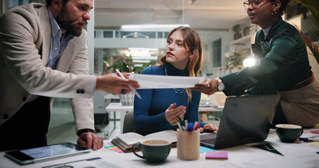 Aufkleber - Creative, teamwork or planning with documents in office at night for marketing campaign, design feedback or strategy. Graphic designer, people and discussion for brand development, ideas and overtime
