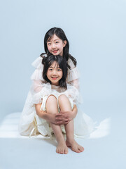 Poster - 仲良し姉妹のポートレート