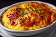 © VerseFrame - Shepherds Pie Hackfleisch Auflauf Kartoffelpüree Überbacken Hausgemacht Deftig Klassisch Britisch Comfort Food Herbst Winter Rezept Familiengericht Wärmend Sättigend Kruste