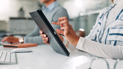 Aufkleber - Hands, business and person typing on tablet for research, financial report and schedule update. Accountant, digital and coworking for finance agenda, information and feedback for investment in office
