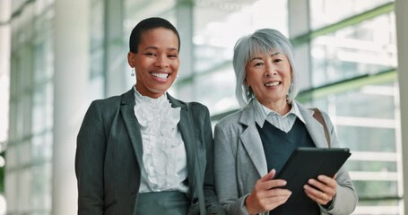 Aufkleber - Face, business people and walking with tablet in office, feedback and teamwork for case justice. Women, lawyer and advocate with collaboration for corporate court, digital report or smile in portrait
