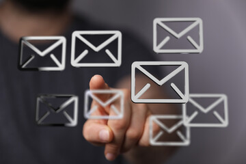 Aufkleber - Efficiently handle numerous emails with ease. Streamline inbox, boost productivity.