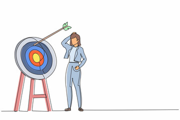 Poster - Continuous one line drawing young ambition businesswoman arrow missed at the target. Failed hit archery target. Business challenge failure metaphor. Single line draw design vector graphic illustration