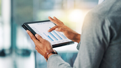 Leinwandbilder - Hands, business person and tablet screen for sales performance review, metrics and stats. Tech, closeup and worker with data analysis for finance, kpi or annual target comparison with graph in office