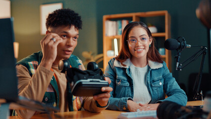Poster - People, team and podcast with vr goggles for gaming review, online streaming or tips at office. Happy, employees or influencers with smile or technology for live recording, tutorial or gamer guide