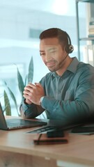 Aufkleber - Financial advisor, Asian man and laptop in call center for customer service, sales consulting or loan help. Glass, talk or finance questions with advice or headset for solution, chat or banking limit