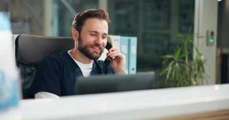 Aufkleber - Phone call, nurse and man with telephone, communication or medical advice for contact or healthcare. Talking, administration and person with tech for appointment, night and schedule in hospital