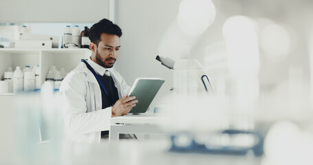 Aufkleber - Science, research and man in lab, tablet and innovation with chemistry experiment, app and internet. Medical, scientist and person in workplace, digital tech and studying results with healthcare