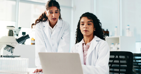 Aufkleber - Women, scientist or laptop in lab for medical research, team study or experiment results together. People, employees or healthcare workers with computer for forensic collaboration or discovery report