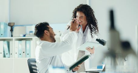 Aufkleber - Science, people or high five with tablet in lab for drug trial approval, achievement and goals. Scientists, teamwork and celebration for medical research, cancer immunotherapy publication and support