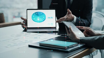 Poster - ミーティングするビジネスパーソンのグループとデジタルテクノロジーのコンセプト