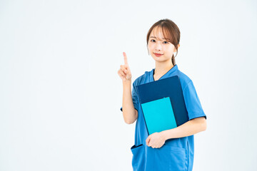 Poster - おすすめするスクラブを着た女性　看護師　介護士