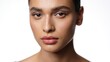 © jesus - Rostro de una mujer con piel sudorosa o húmeda después de un entrenamiento o tratamiento facial. Fotografía de primer plano extremo que simboliza frescura, salud y vitalidad sobre fondo blanco.