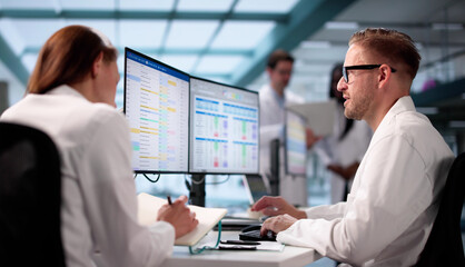 Aufkleber - The Efficient Medical Billing Manager