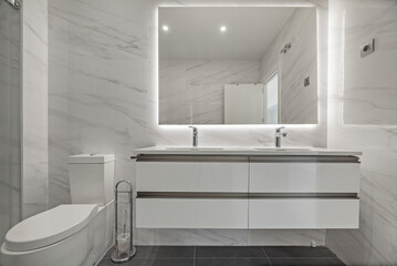 Aufkleber - Since it does not touch the floor, it creates a feeling of spaciousness and lightness, making it easier to clean